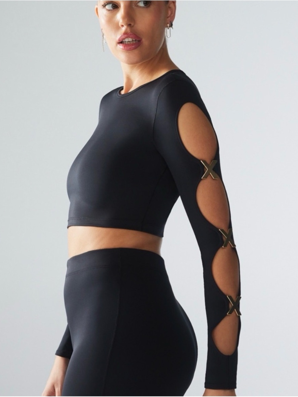 Savage Fenti Black Cutout Long-Sleeve Crop Top - Stylish Women's Active Tee
